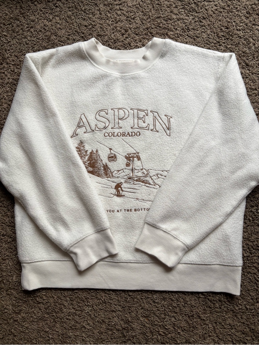 Universal Thread Aspen Colorado Graphic Crewneck - White with Brown Print